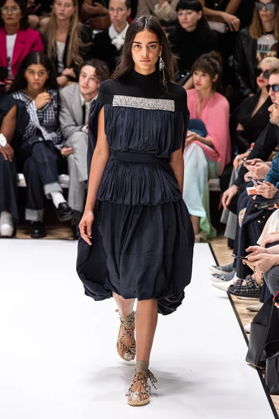 Look 21